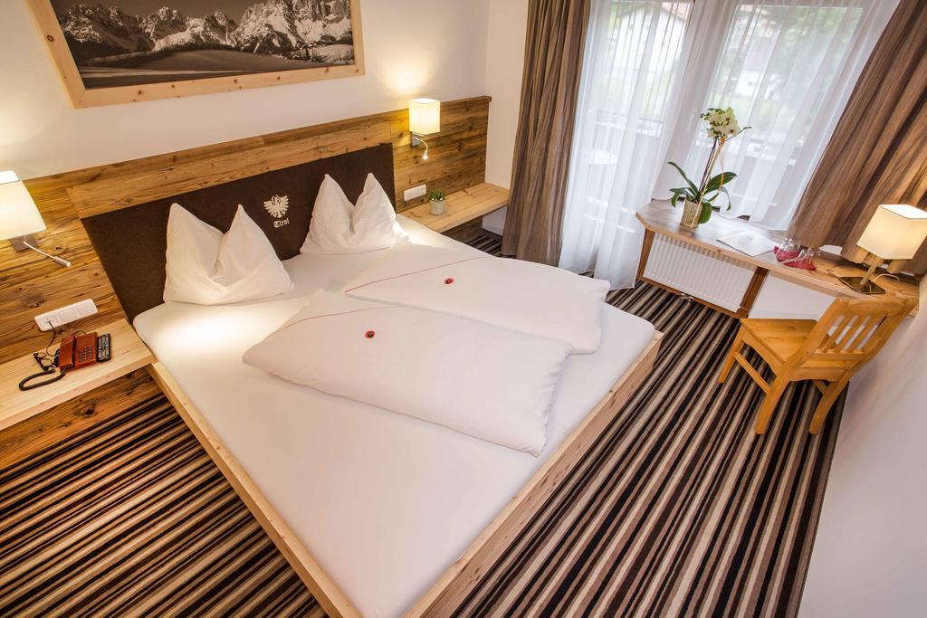 Gasthof Zum Wilden Kaiser Scheffau am Wilden Kaiser Room photo